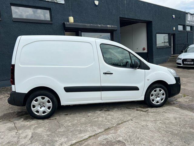 Peugeot Partner 2018 1.6 Bluehdi 855 Professional Panel Van Di White #3