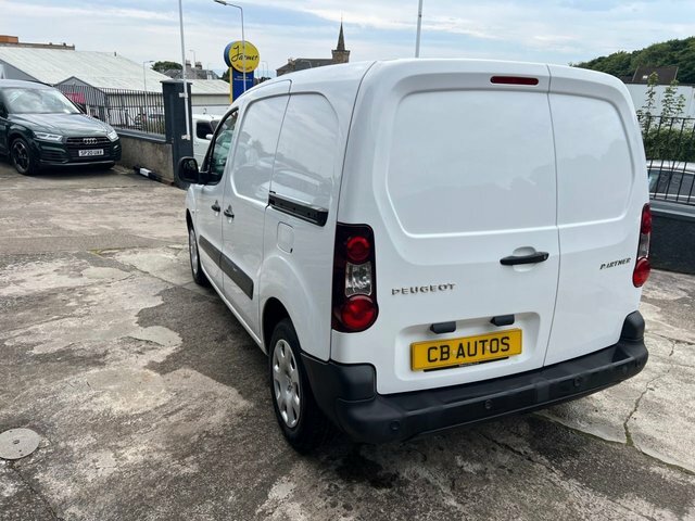 Peugeot Partner 2018 1.6 Bluehdi 855 Professional Panel Van Di White #6
