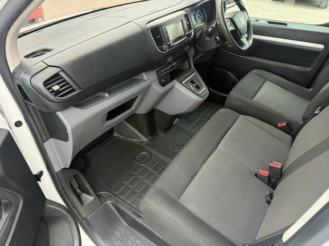 Vauxhall Vivaro 3100 75Kwh Elite Crew Van Double Cab White #5