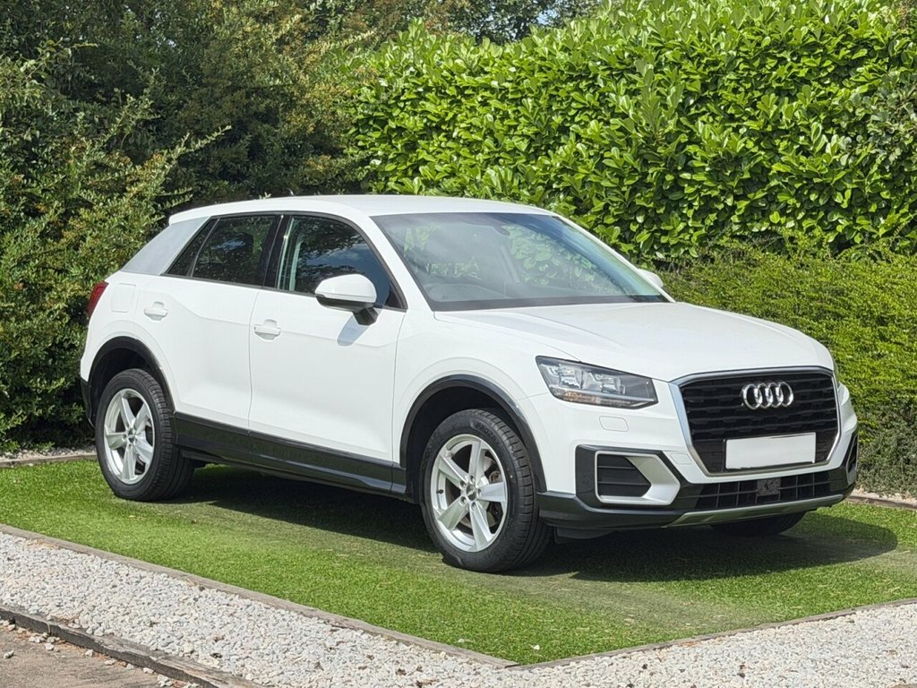 Audi Q2 1L Sport White