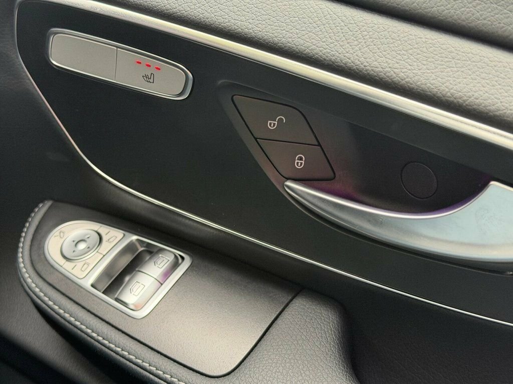 Mercedes-Benz V Class V220 D Amg Line 9G-tronic Extra Long Black #25