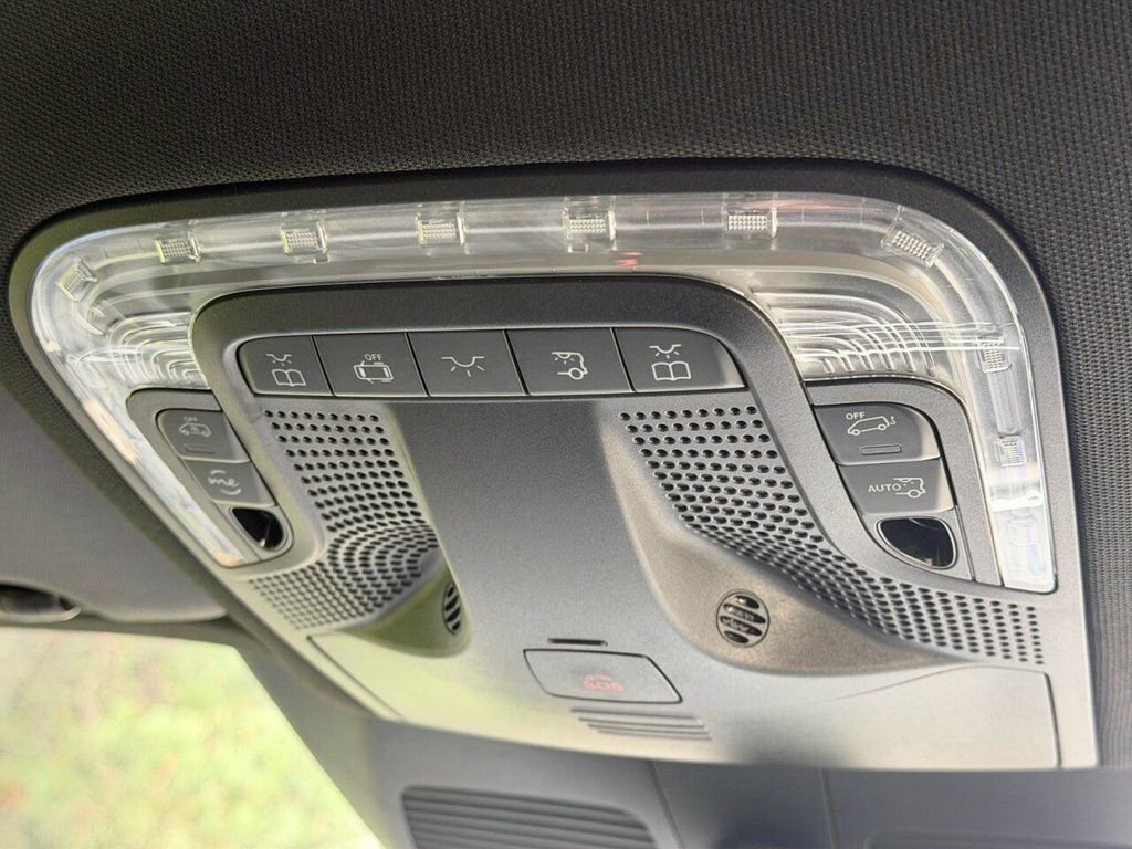 Mercedes-Benz V Class V220 D Amg Line 9G-tronic Extra Long Black #26