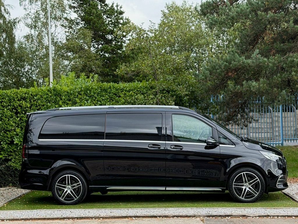 Mercedes-Benz V Class V220 D Amg Line 9G-tronic Extra Long Black #37