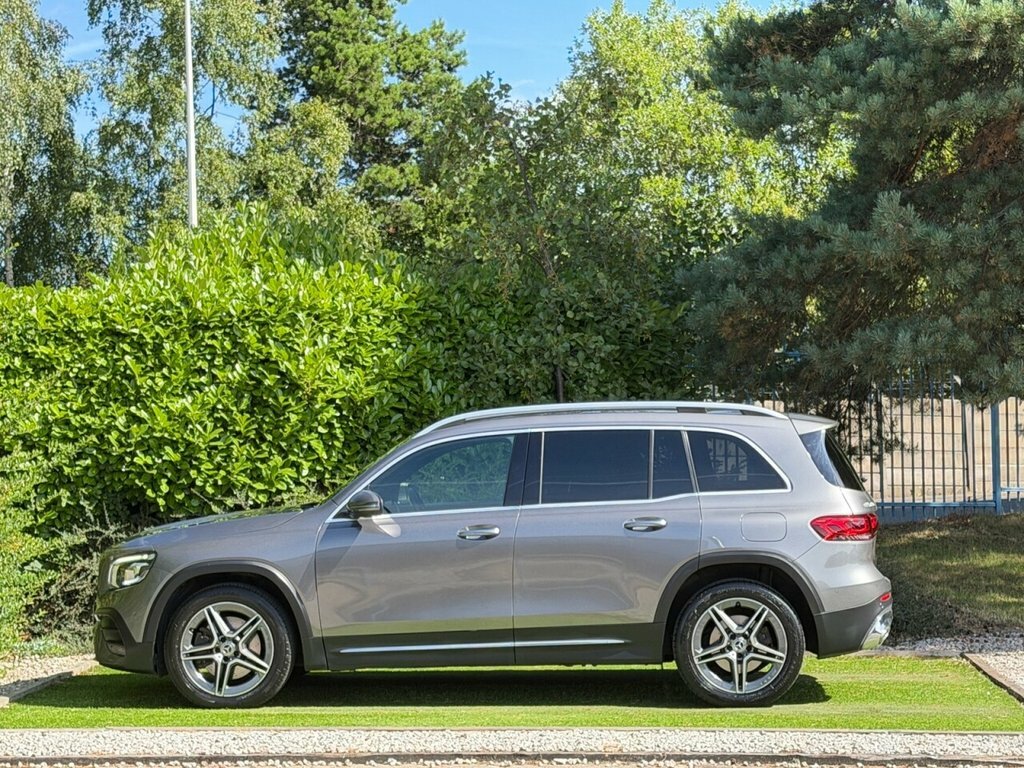 Mercedes-Benz GLB Class 200 Amg Line Premium 7G-tronic Estate Red #33