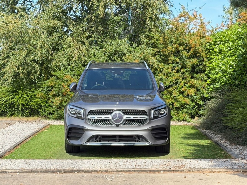 Mercedes-Benz GLB Class 200 Amg Line Premium 7G-tronic Estate Red #7