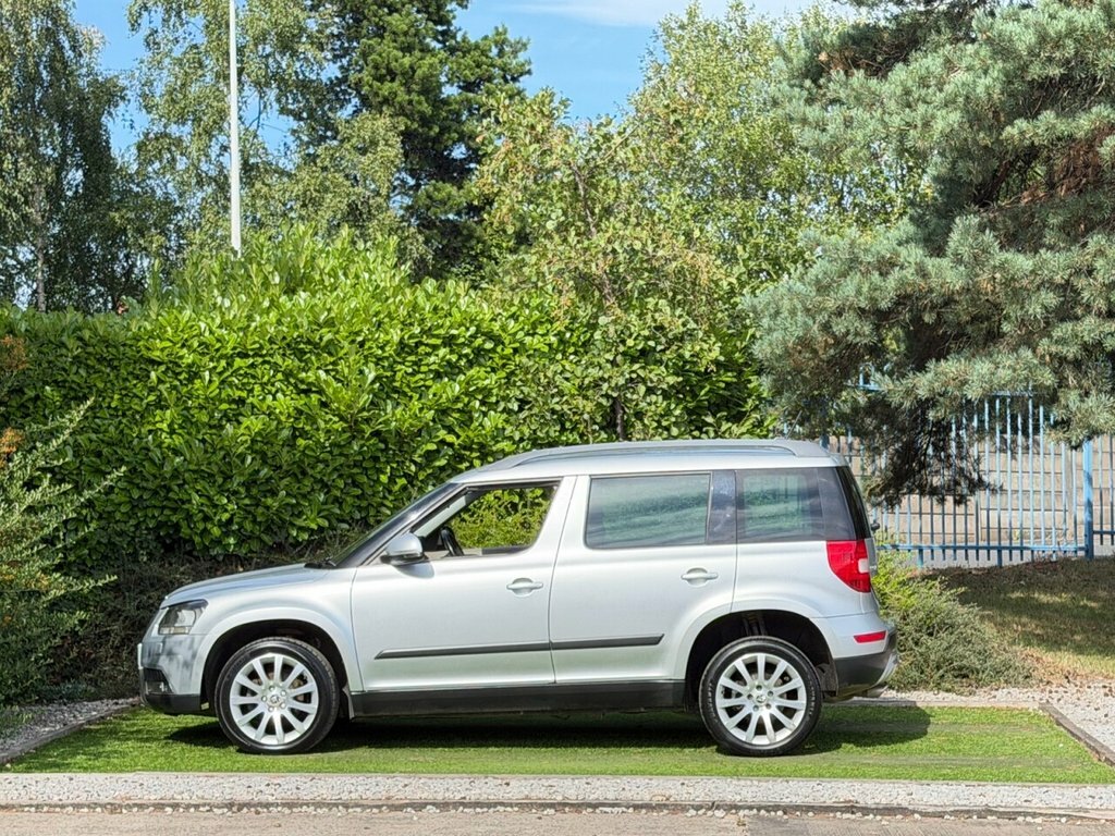 Skoda Yeti 1.2 Tsi Monte Carlo Dsg Euro 6 Ss White #24