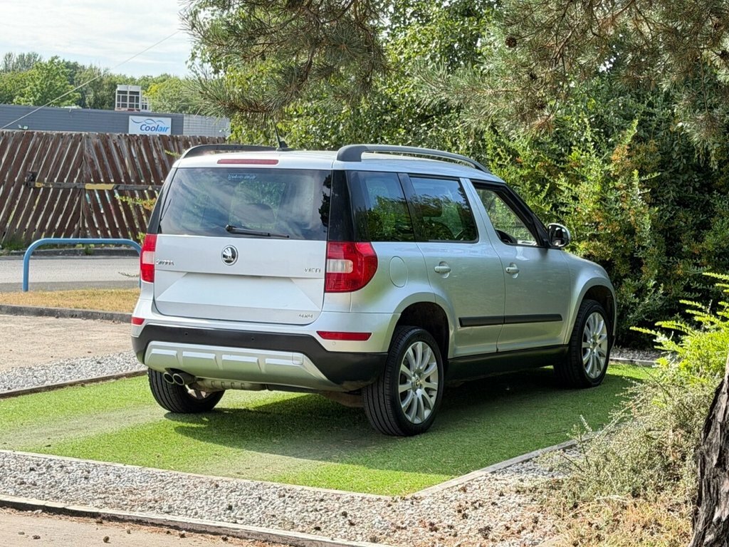 Skoda Yeti 2L Se Business Silver #5