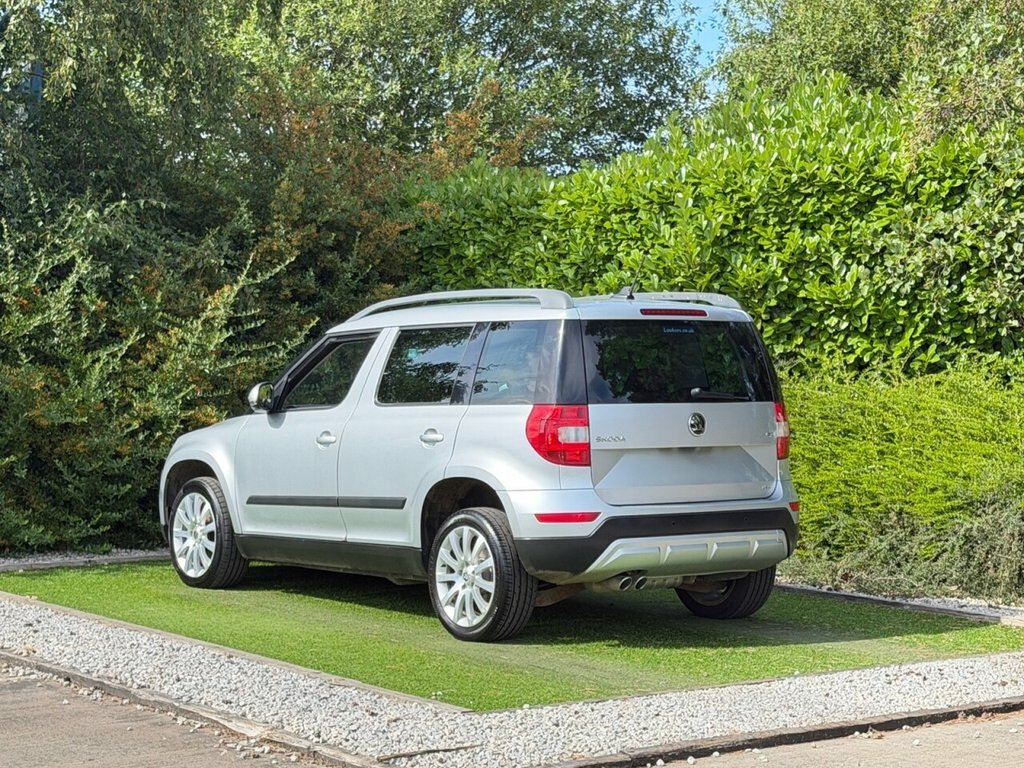 Skoda Yeti 2L Se Business Silver #6