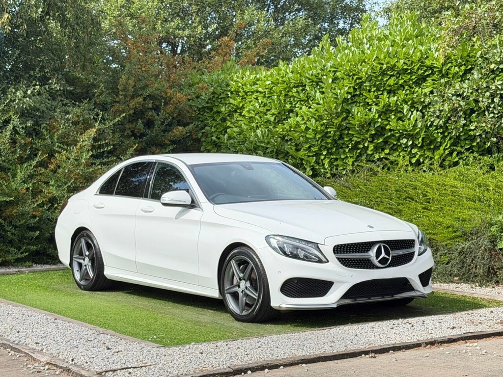 Mercedes-Benz C Class 2L Amg Line White