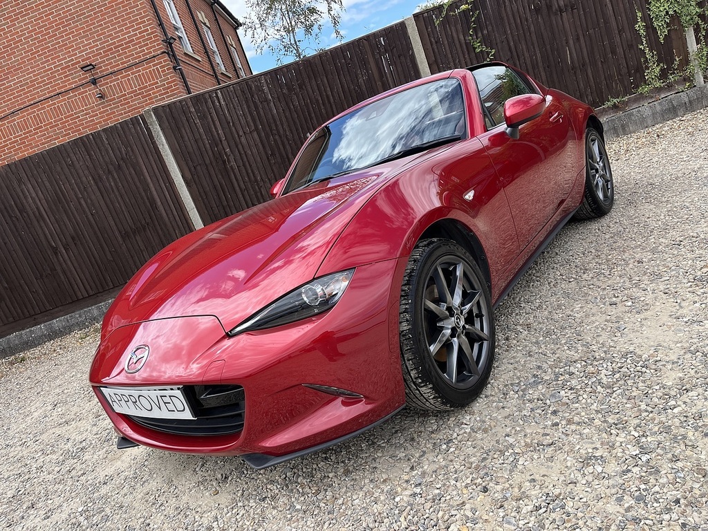 Mazda MX-5 RF Skyactiv-g Sport Nav Red