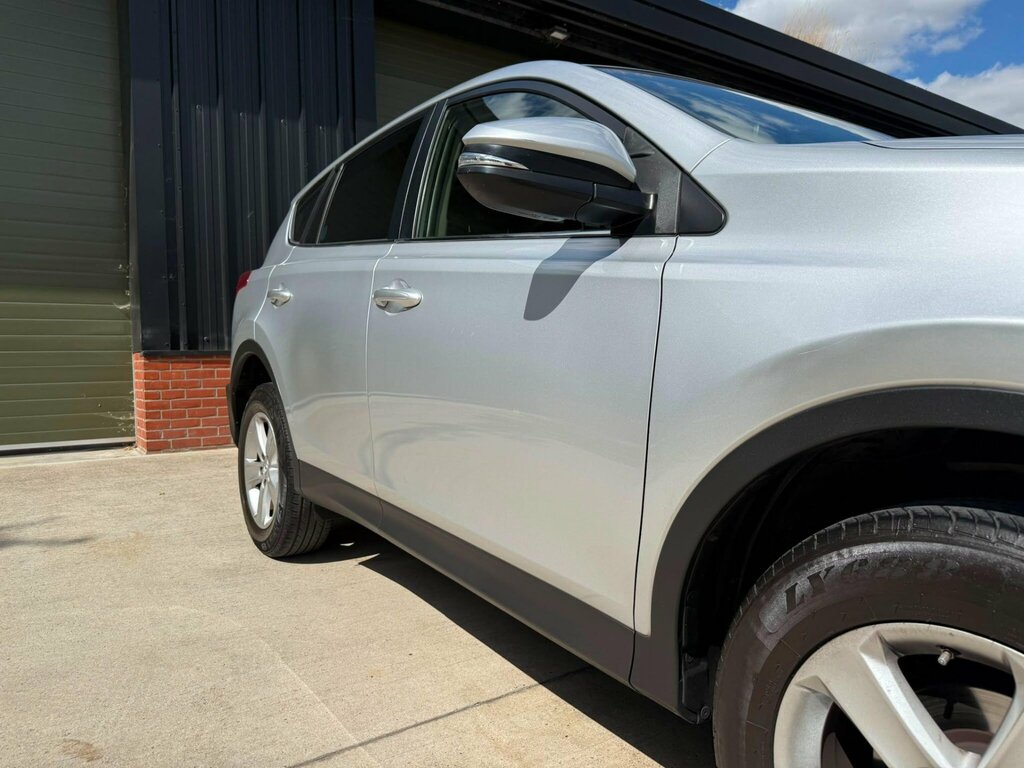 Toyota Rav 4 2.2 D-4d Invincible 4Wd Euro 5 White #37