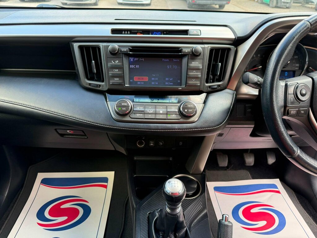 Toyota Rav 4 2.2 D-4d Invincible 4Wd Euro 5 White #31