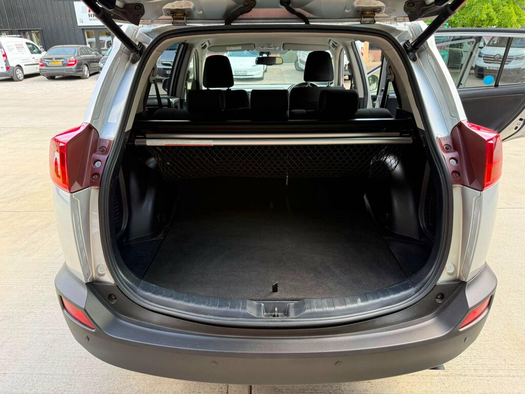 Toyota Rav 4 2.2 D-4d Invincible 4Wd Euro 5 White #25