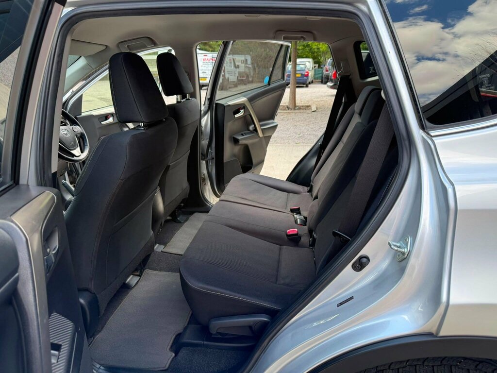 Toyota Rav 4 2.2 D-4d Invincible 4Wd Euro 5 White #24