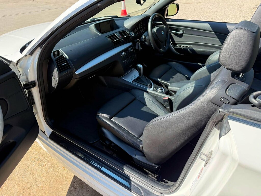 BMW 1 Series 116I M Sport T Blue #25