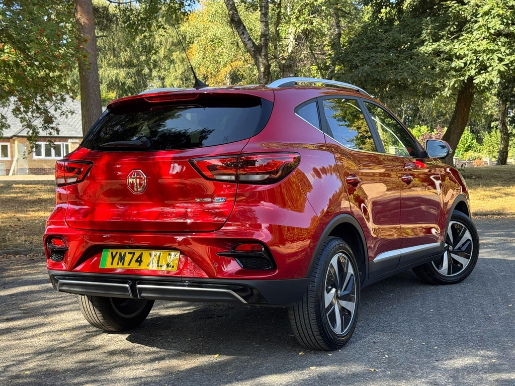 MG ZS 51.1Kwh Trophy Connect Suv 176  #2