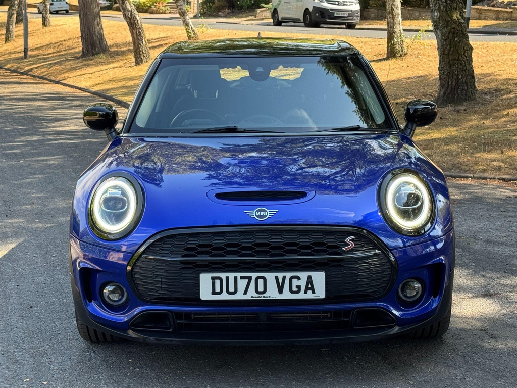 Mini Clubman 1.5 Cooper Classic Estate 6Dr Steptronic Eu White #55