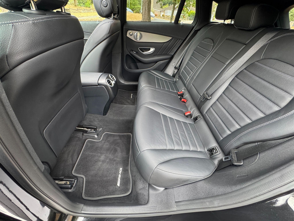 Mercedes-Benz EQC Eqc 400 300Kw Amg Line Premium 80Kwh Grey #52