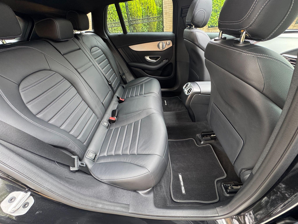 Mercedes-Benz EQC Eqc 400 300Kw Amg Line Premium 80Kwh Grey #41