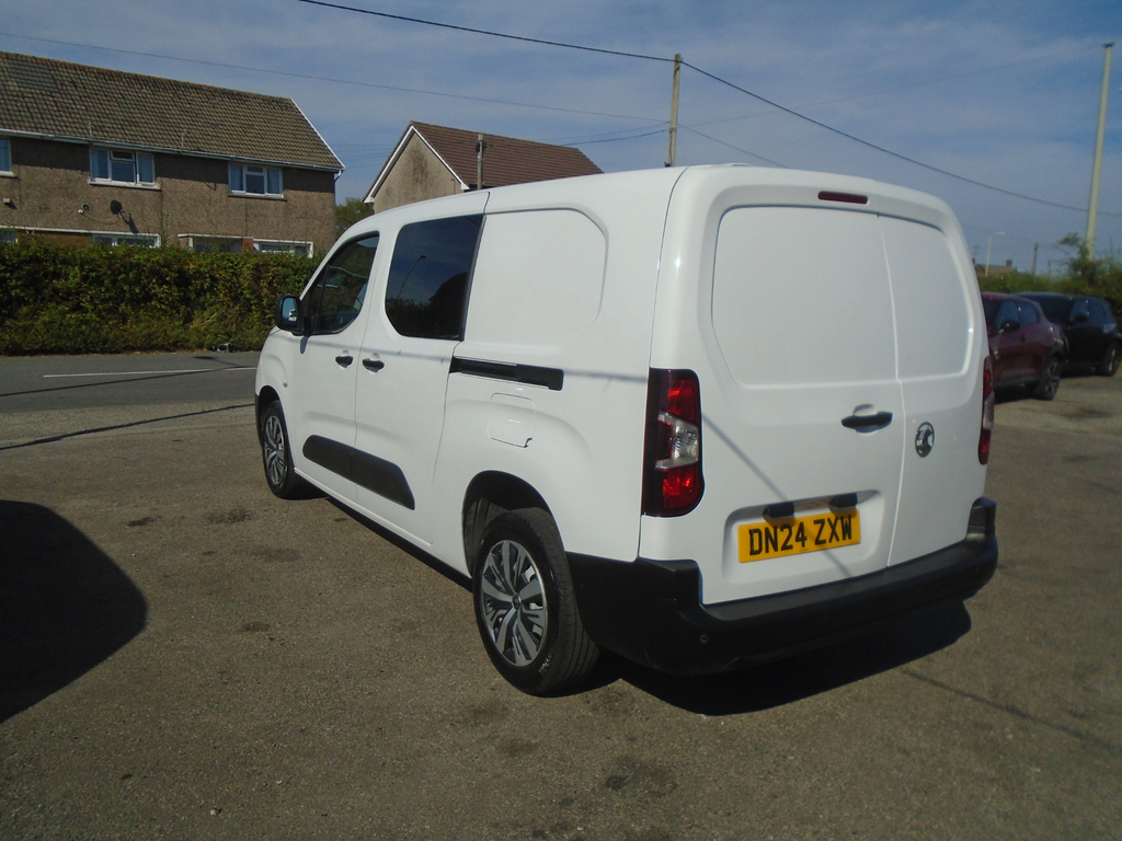 Vauxhall Combo L2h1 2300 5 Seat Crew Van XL #4
