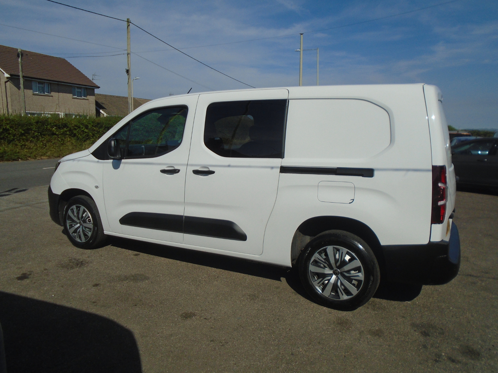 Vauxhall Combo L2h1 2300 5 Seat Crew Van XL #5