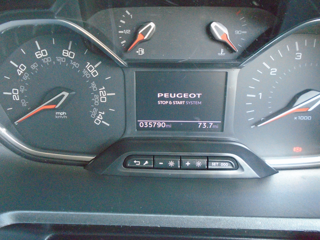 Peugeot Partner 1000 1.5 Bluehdi 100 Professional Premium Van White #9