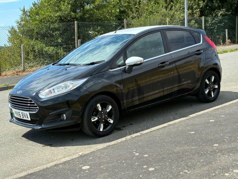 Ford Fiesta 1.0T Ecoboost Titanium X Euro 6 S S Red #2