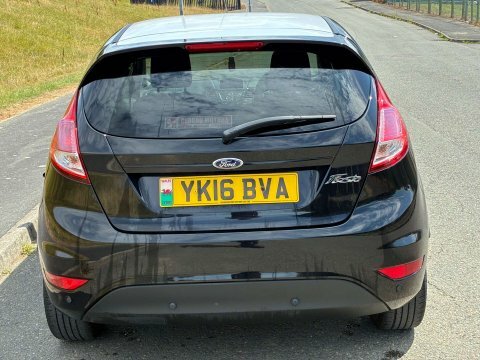 Ford Fiesta 1.0T Ecoboost Titanium X Euro 6 S S Red #4
