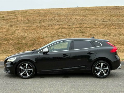 Volvo V40 2.0 V40 R-design Black #5