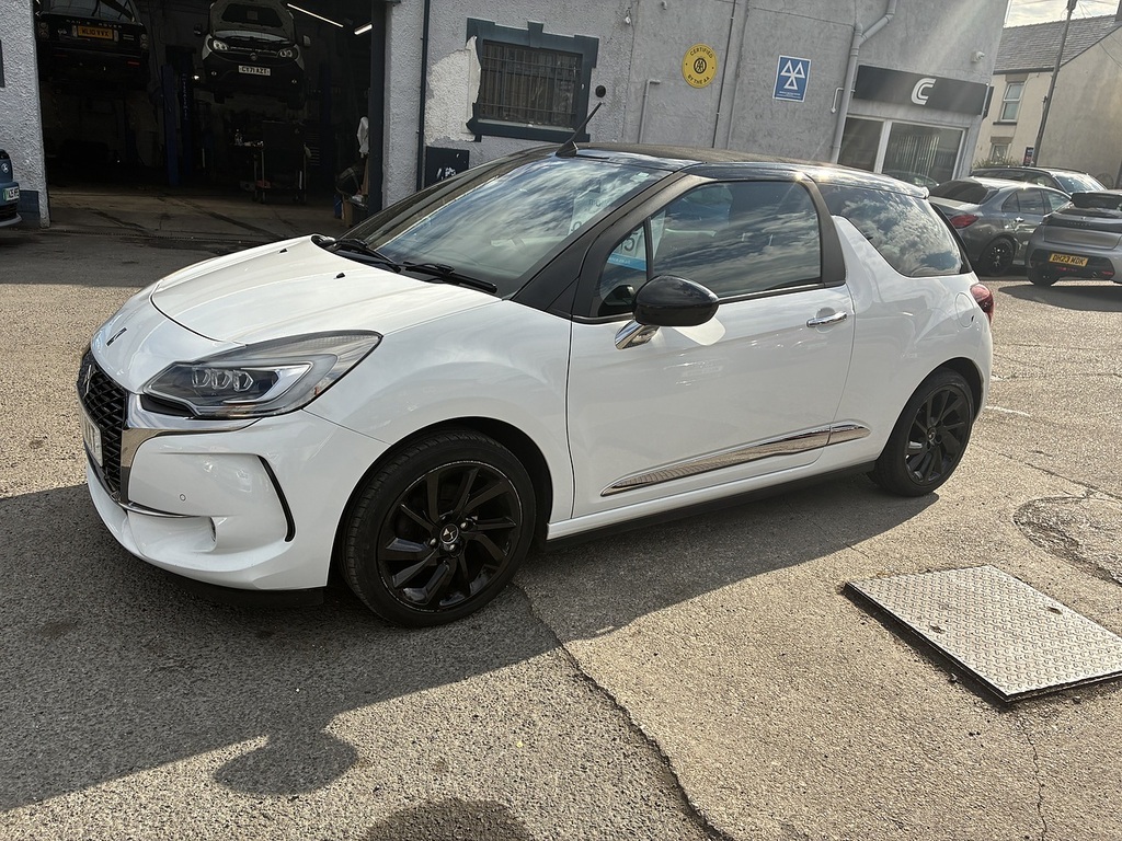 DS DS 3 Cabrio Puretech Prestige White #6
