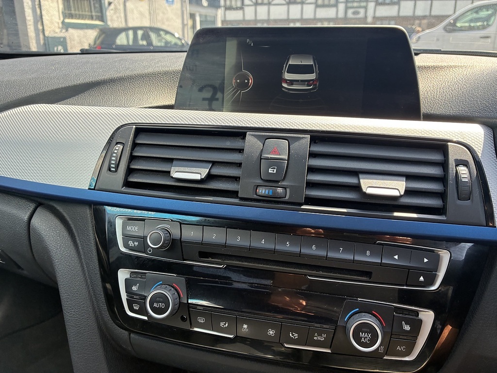 BMW 3 Series 320D M Sport YB17YXM Blue #6