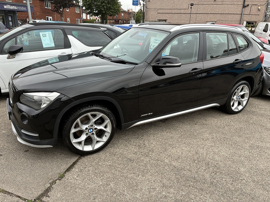 BMW X1 18D Xline Black #3