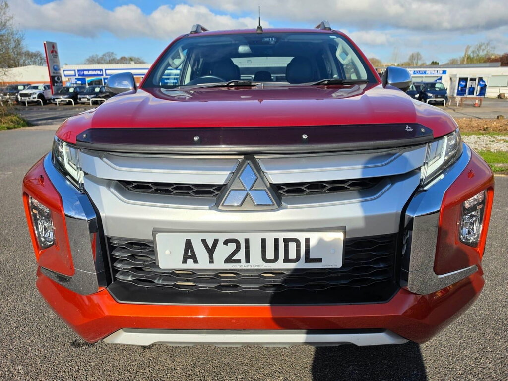 Mitsubishi L200 2.2 Di-d Dc Barbarian 4Wd Euro 6 Ss AY21UDL Orange #2