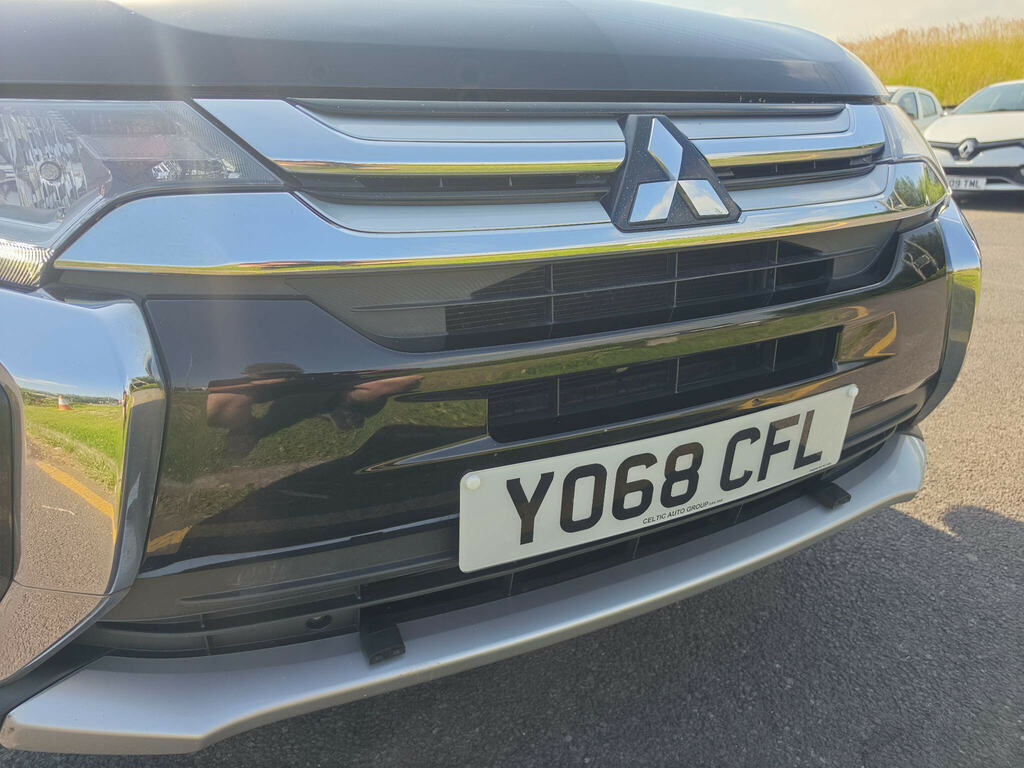 Mitsubishi Outlander 2.2 Di-d 4 4Wd Euro 6 Black #5