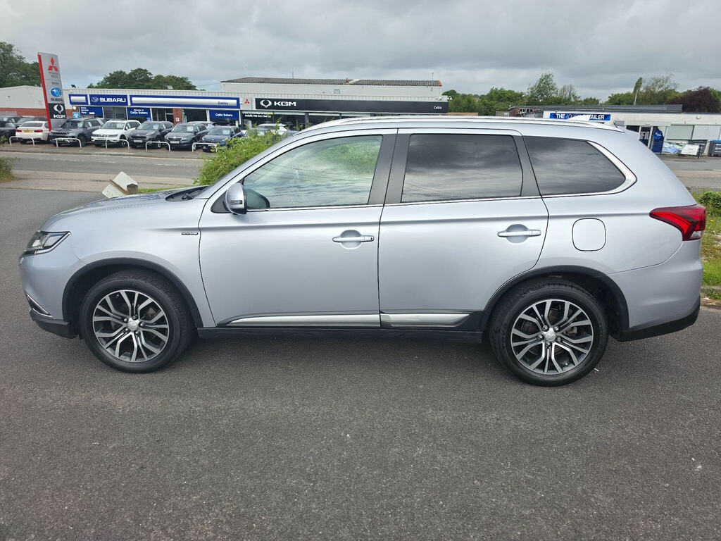Mitsubishi Outlander 2.2 Di-d 4 4Wd Euro 6 Silver #4