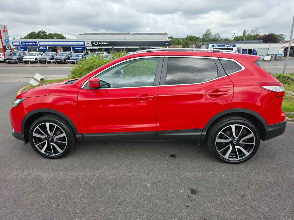 Nissan Qashqai 1.5 Dci Tekna 2Wd Euro 6 Ss BP17OMG Red #4