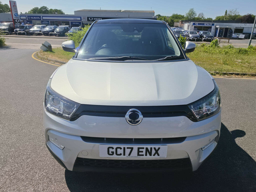 SsangYong Tivoli 1.6 E-xgi Elx Euro 6 Ss GC17ENX Silver #2