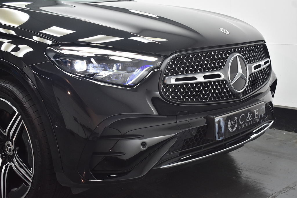 Mercedes-Benz GLC Class Glc 300 4Matic Amg Line Premium Plus 9G-tronic White #29