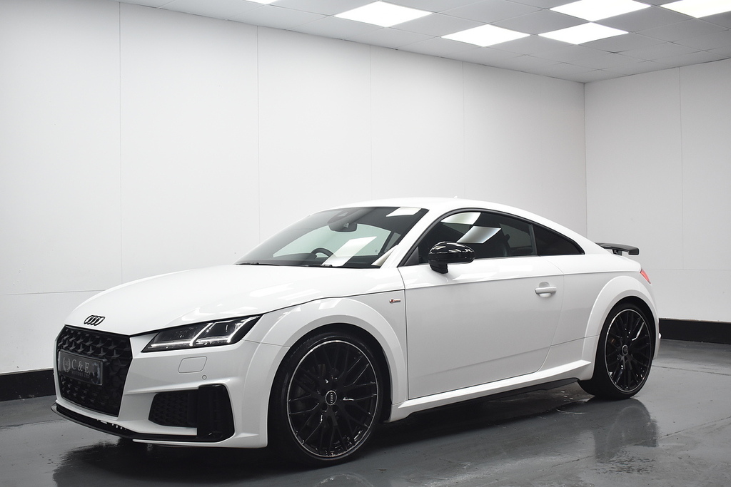 Audi TT Coupe White #5