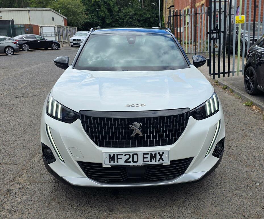 Peugeot 2008 Gt Line White #3