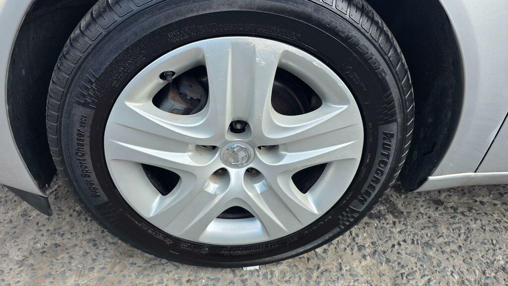 Vauxhall Insignia 1.4I Turbo Sri Nav Euro 6 Ss White #39