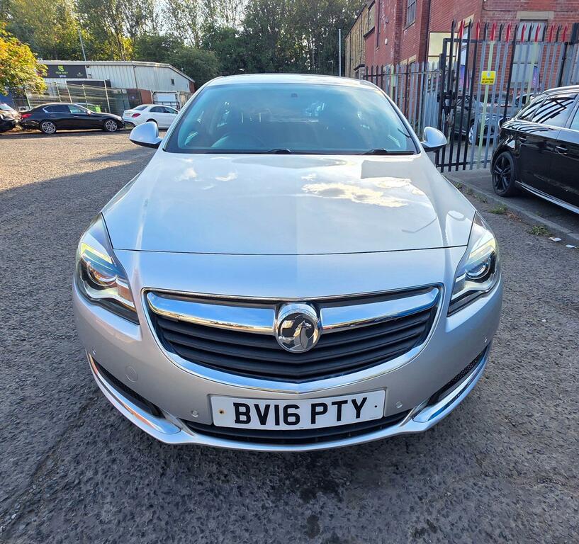 Vauxhall Insignia Design Nav Silver #2