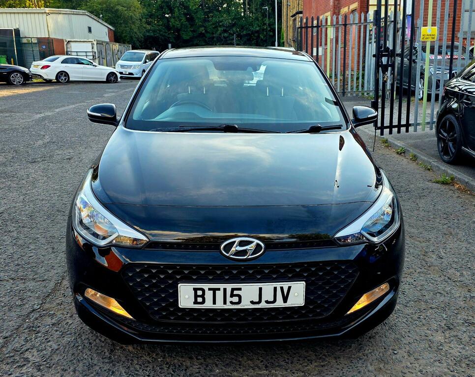 Hyundai I20 Se Black #3