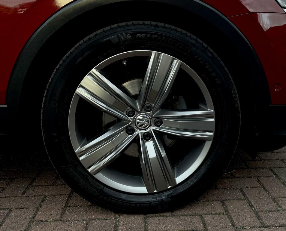 Volkswagen Tiguan 2.0 Sel Tdi Bmt 4Motion Dsg 148 Bhp Blue #28