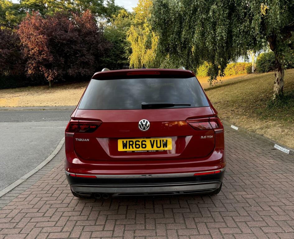 Volkswagen Tiguan Sel Red #4