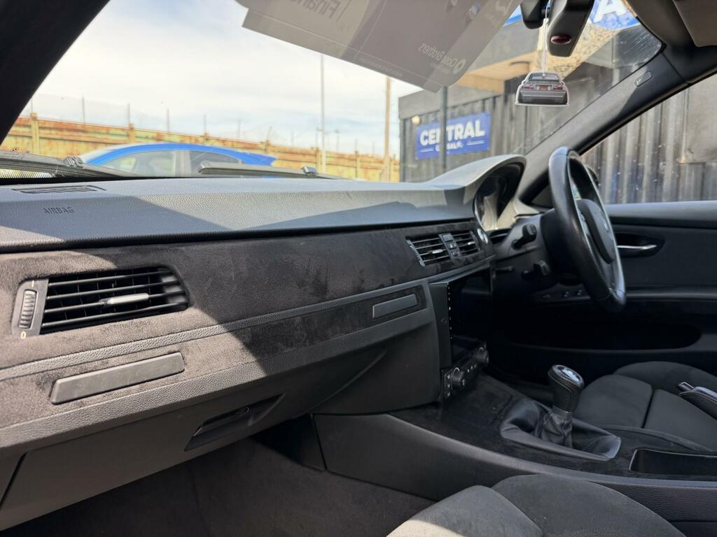 BMW 3 Series 335I Se 2-Door Black #17