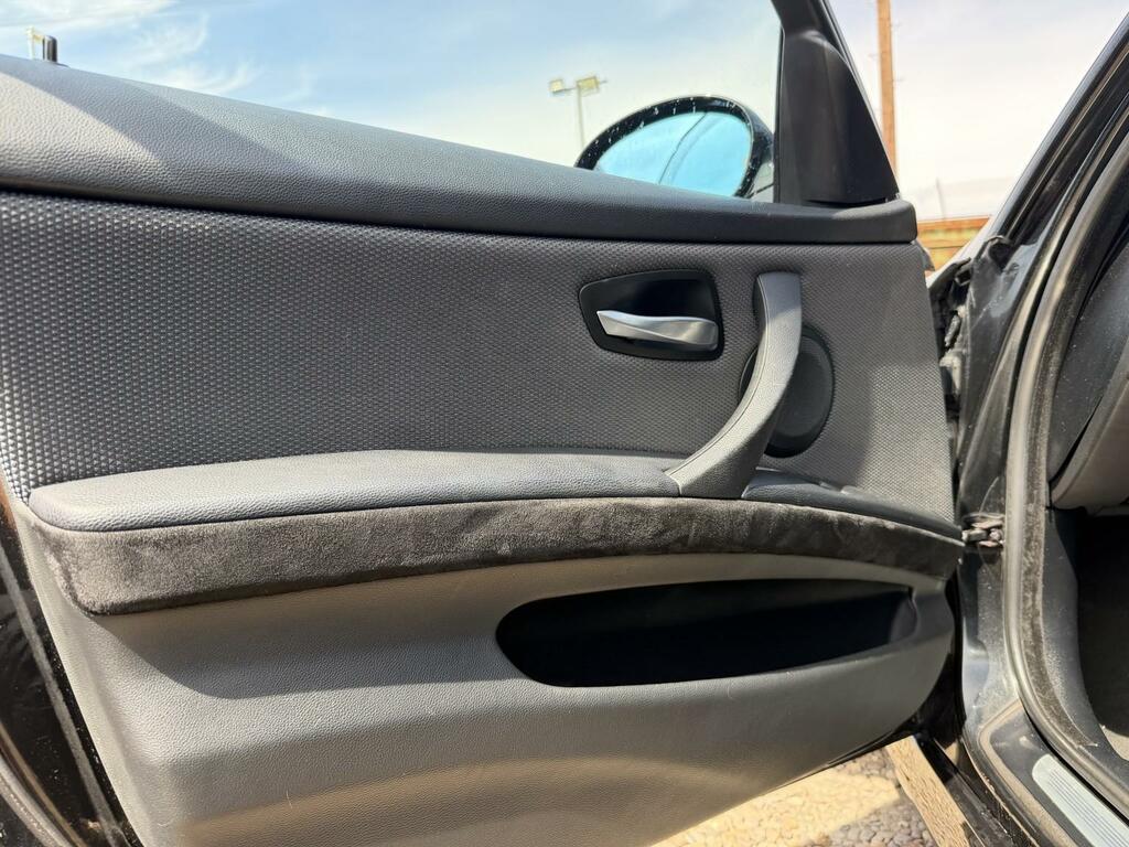 BMW 3 Series 335I Se 2-Door Black #16