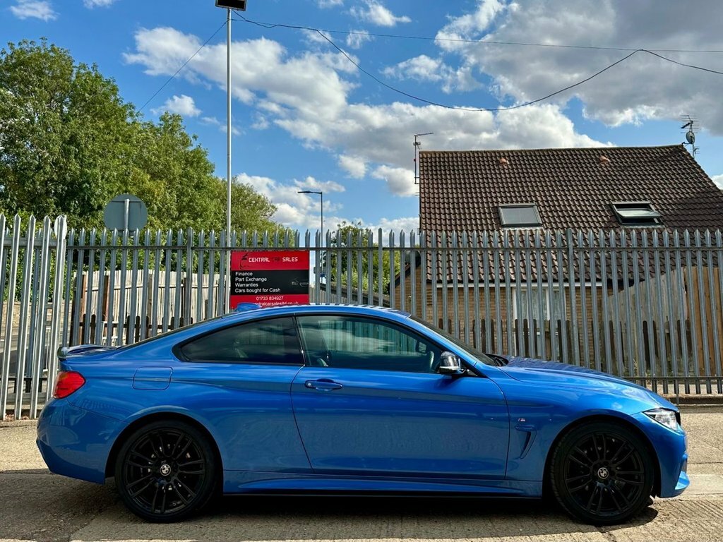 BMW 4 Series Gran Coupe 3L M Sport Black #8