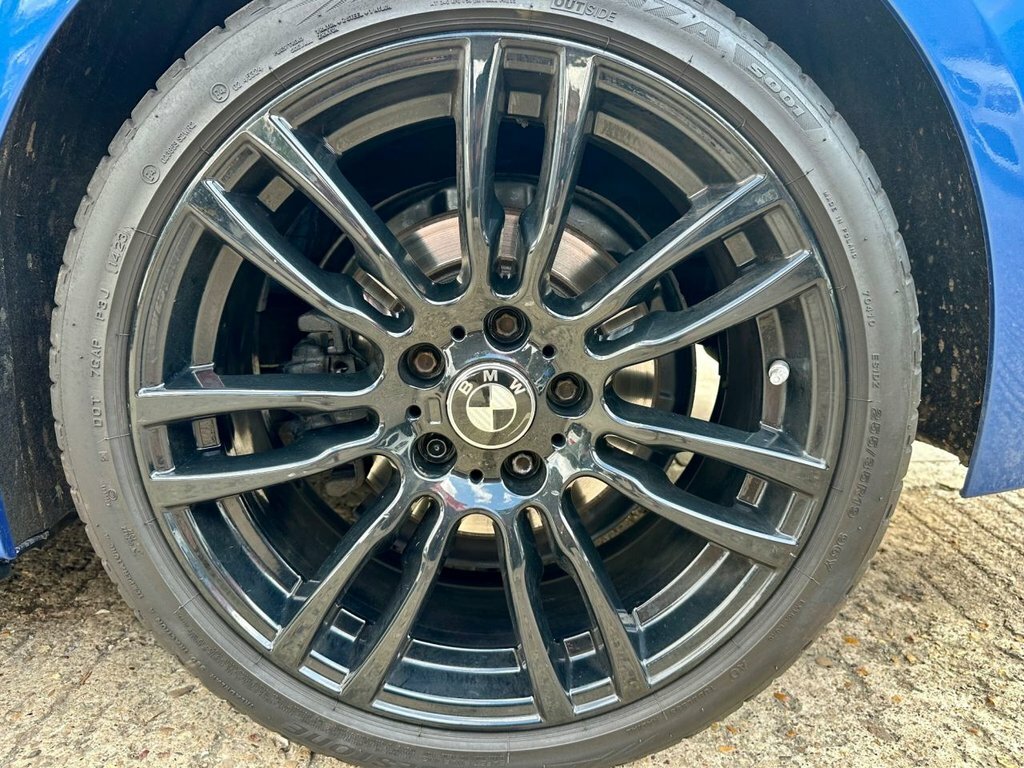 BMW 4 Series Gran Coupe 3L M Sport Black #26