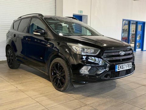 Ford Kuga Ford Kuga 1.5 Tdci Titanium X 2Wd Euro 6 Ss Red #1